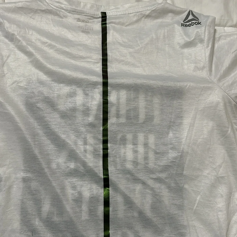 Reebok workout Tee - Picture 6 of 7